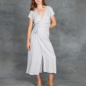 Ali Golden Gray White Wrap Dress Midi Geometric Print Medium